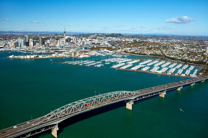 Auckland City Small-Group Morning Discovery Tour - Queen Street to Ponsonby: learning Auckland’s city “layers”