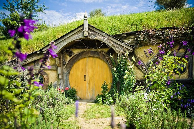 Auckland to Rotorua via Hobbiton Movie Set Tour - One Way - Key highlights I’d plan around
