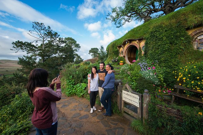 Auckland to Rotorua via Hobbiton Movie Set Tour - One Way - Price and value: what NZ$307-ish really buys you