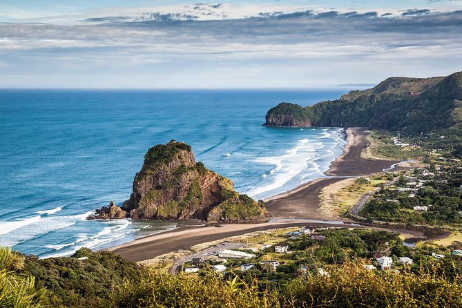 Auckland Town and Country Delights Tour - Musick Point and the old radio station stop
