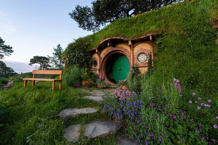 From Matamata: Guided Hobbiton Experience with Bus Transfers - Matamata to Hobbiton: a smooth pickup that starts the magic