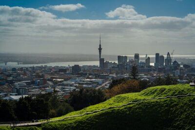 Half-day Discover Auckland City Sightseeing Tour - Waterfront Auckland: Viaduct Harbour to Westhaven Marina