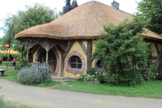 Hobbiton and Waitomo Caves from Auckland - Smaller Group - Why This Auckland Day Trip Works: Hobbiton + Waitomo Together