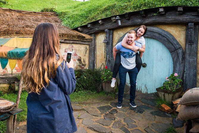 Hobbiton Movie Set day tour From Auckland - Scenic Waikato countryside stops: photo breaks without the chaos