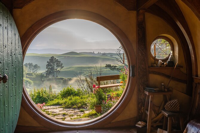 Hobbiton Movie Set Guided Day Tour with Lunch from Auckland - Who should book this Hobbiton day tour from Auckland?