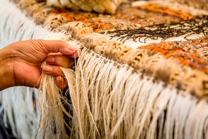 Hobbiton & Rotorua Small Group Tour including Te Puia from Auckland - The long return to Auckland: keep snacks handy and stay flexible