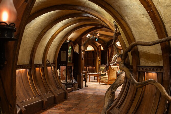 Magical Hobbiton: Small-Group Guided Tour from Auckland - Food timing: snacks included, meals not