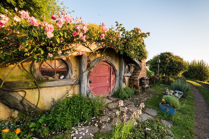 Premium Hobbiton Small Group Day Tour from Auckland - Price and value: what you’re really buying at $183.07