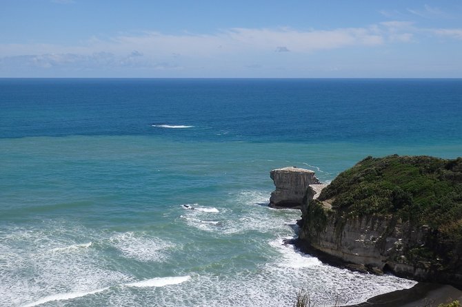 Shore Excursion: Auckland Scenic Full Day Tour - 8 Hours - Soljans Estate Winery and the Kumeu tasting break