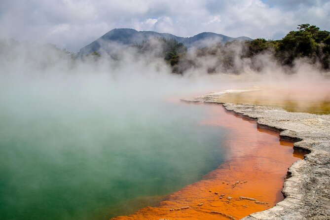Small Group Northern Voyager 7 Days Tour - Day 4: Hobbiton Movie Set Tours (extra) and Taupo’s Huka Falls + lake time