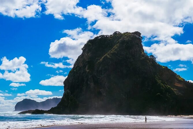 West Coast Discovery Tour - Picking up in Auckland CBD and the Waitakere Ranges drive